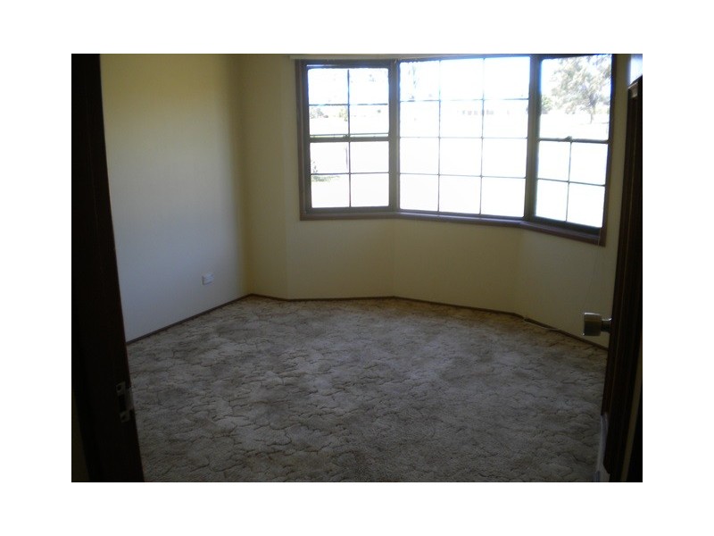 19 Lumsden Road, North Nowra NSW 2541