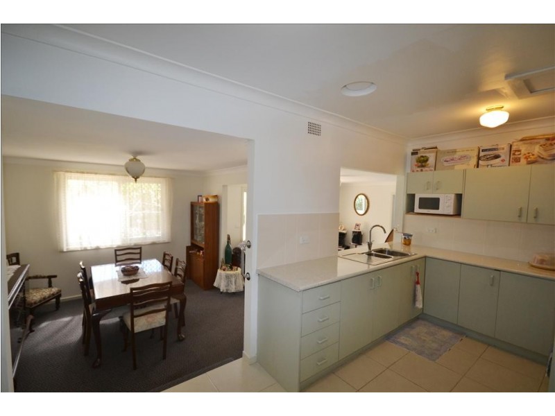 3 Ernest Street, Nowra NSW 2541