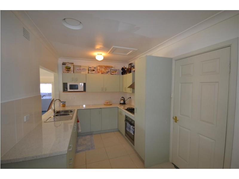 3 Ernest Street, Nowra NSW 2541