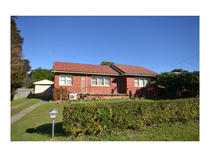 84 Jervis Street, Nowra NSW 2541