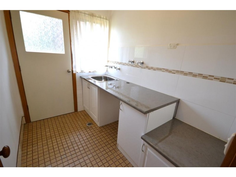 11 Ambassador Avenue, North Nowra NSW 2541