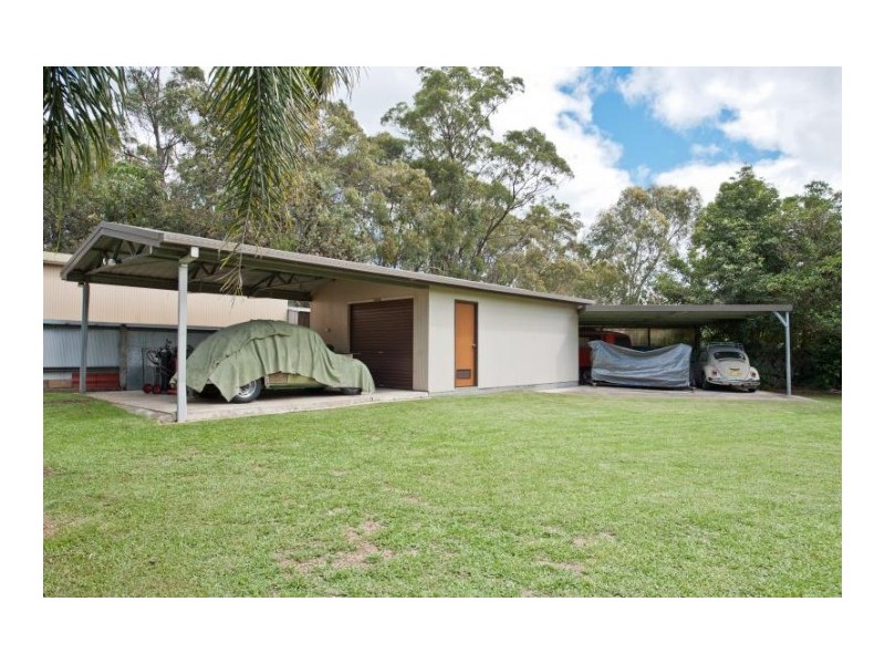 6 Shanklin Close, Bomaderry NSW 2541