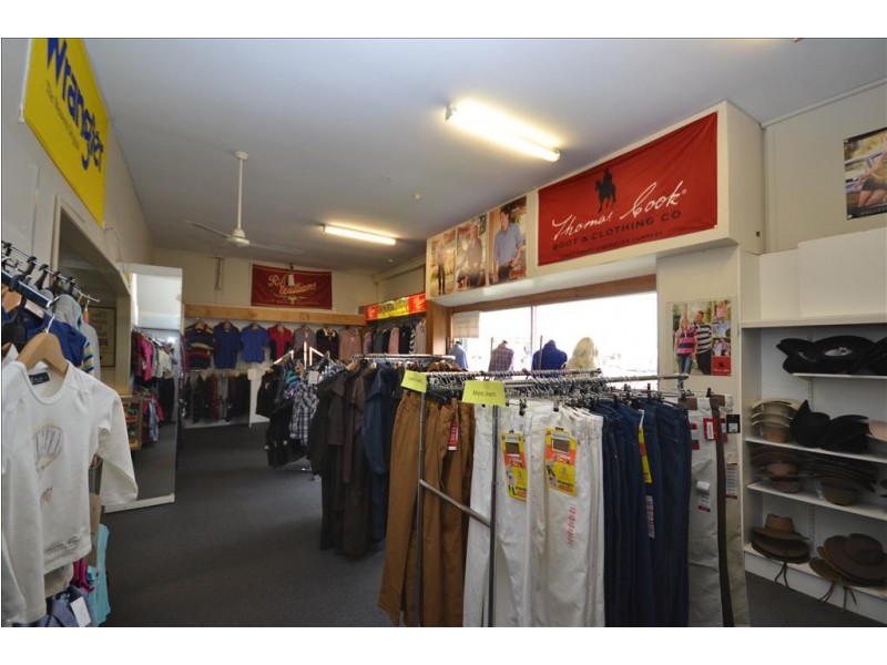 15 Nowra Lane, Nowra NSW 2541