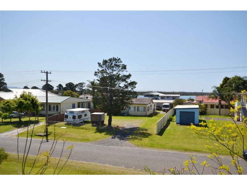 62 Comarong Street, Greenwell Point NSW 2540