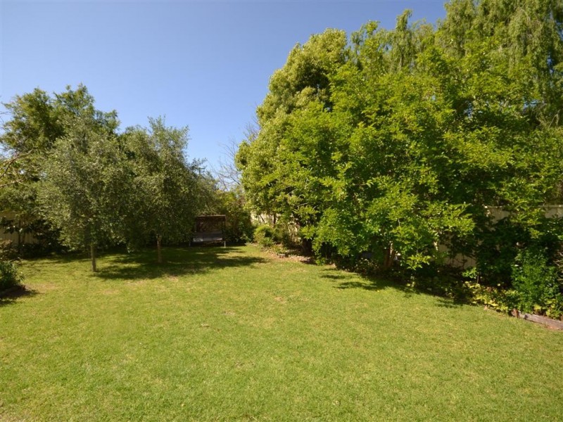 62 Comarong Street, Greenwell Point NSW 2540