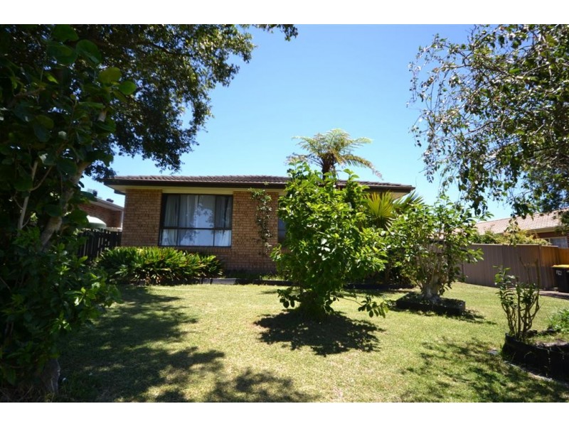 87 Lyndhurst Drive, Bomaderry NSW 2541