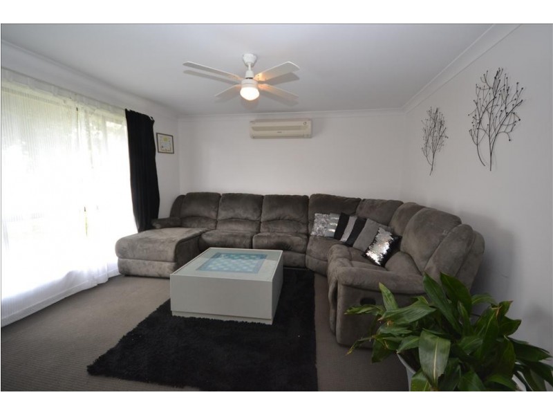 87 Lyndhurst Drive, Bomaderry NSW 2541