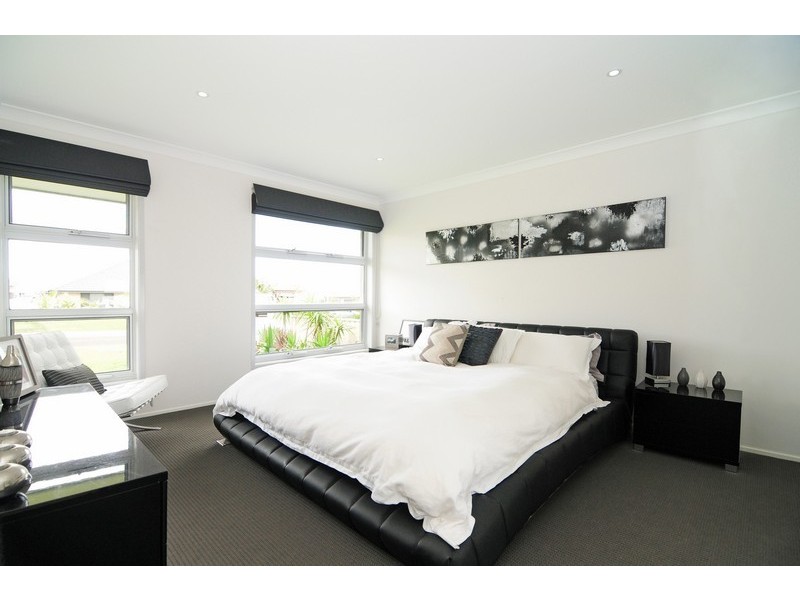 63 Rayleigh  Drive, Worrigee NSW 2540