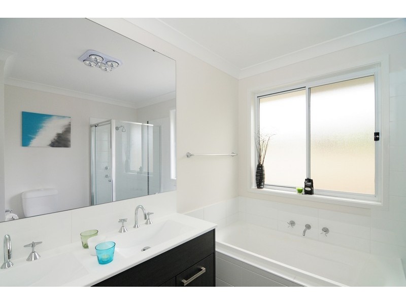 63 Rayleigh  Drive, Worrigee NSW 2540