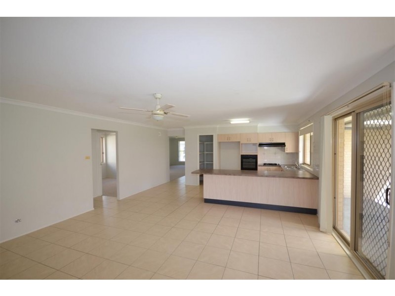 63 Bowerbird Street, South Nowra NSW 2541