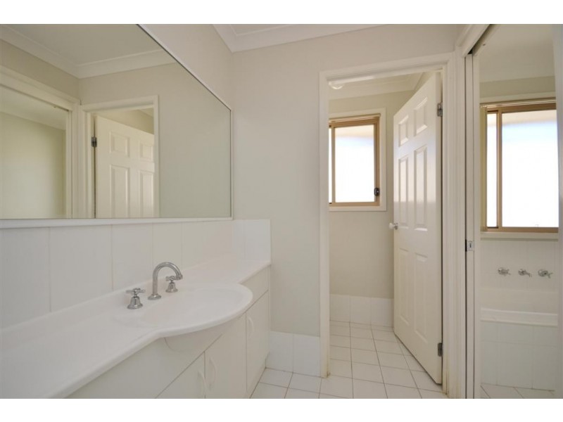 63 Bowerbird Street, South Nowra NSW 2541