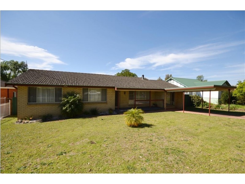 5 Seccombe Street, Nowra NSW 2541