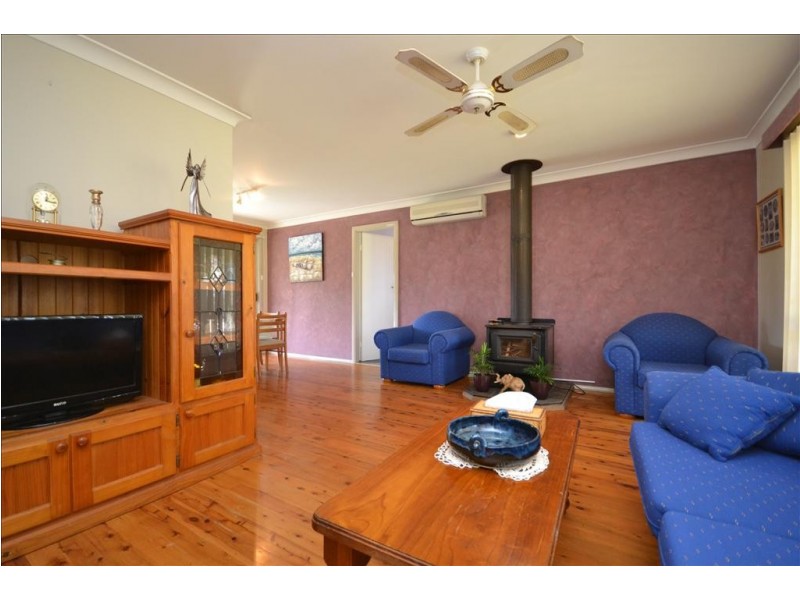 5 Seccombe Street, Nowra NSW 2541