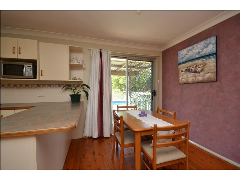 5 Seccombe Street, Nowra NSW 2541