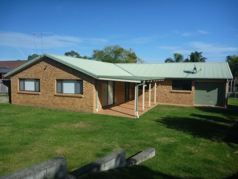 24 Golden Cane Avenue, North Nowra NSW 2541