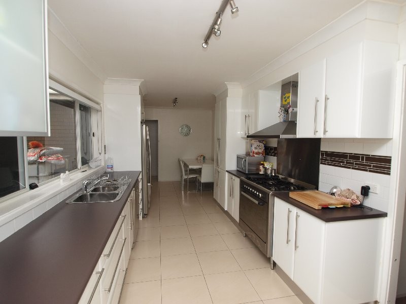 61 Shoalhaven Heads Road, Shoalhaven Heads NSW 2535