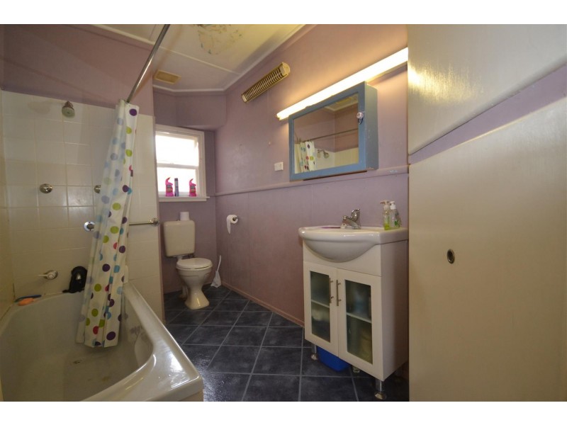 2/172 McKay Street, Nowra NSW 2541