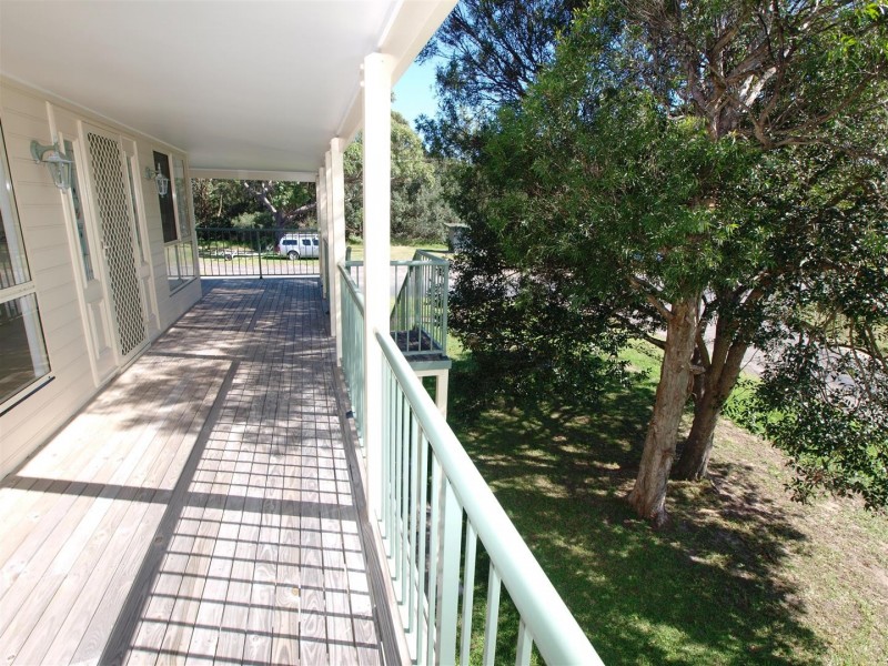 24 Hay Avenue, Shoalhaven Heads NSW 2535