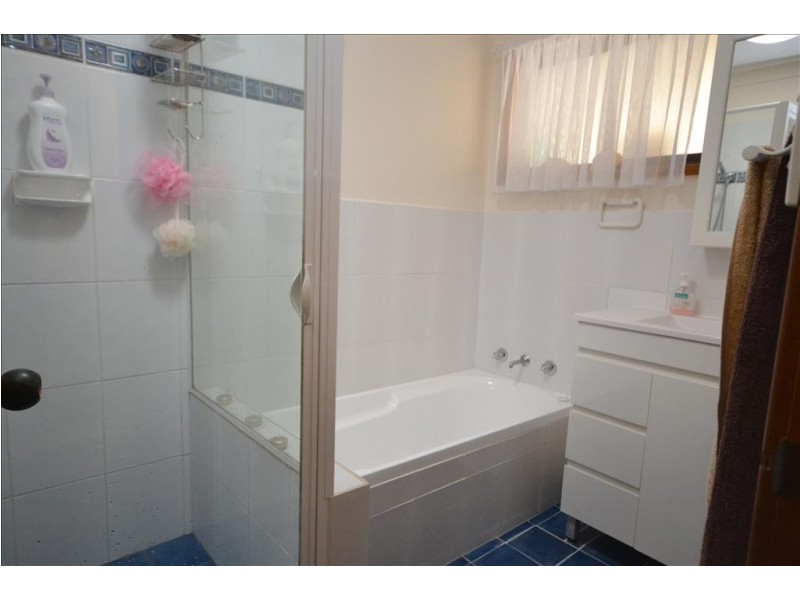 78 Lyndhurst Drive, Bomaderry NSW 2541