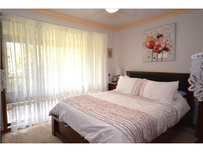 78 Lyndhurst Drive, Bomaderry NSW 2541