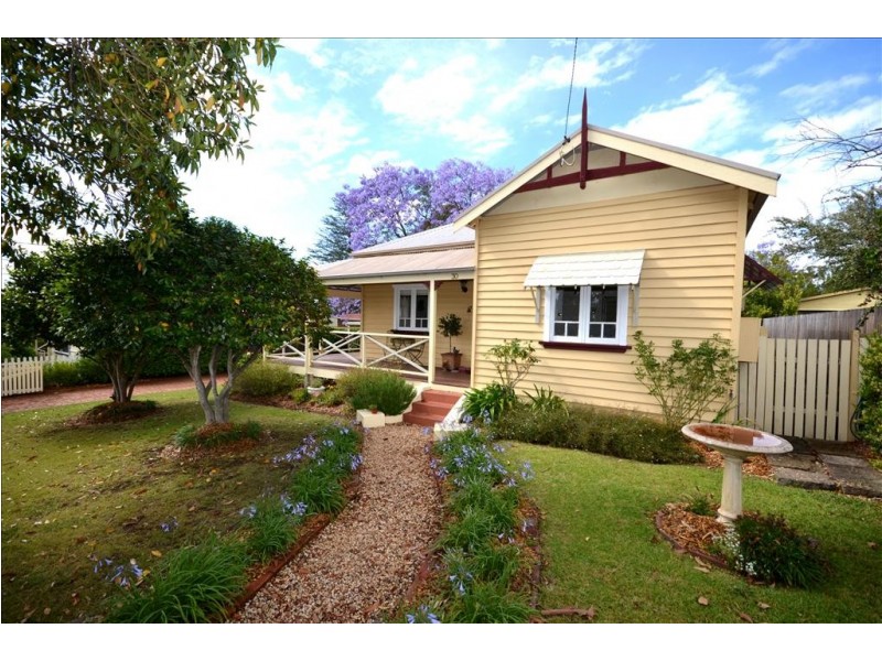 30 Douglas Street, Nowra NSW 2541