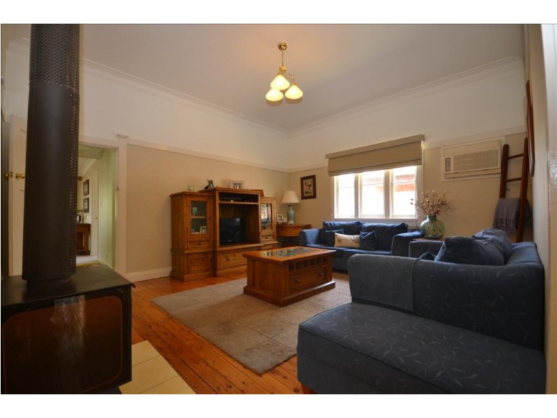 30 Douglas Street, Nowra NSW 2541