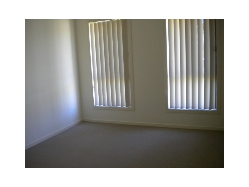 35b Candlebark Close, West Nowra NSW 2541