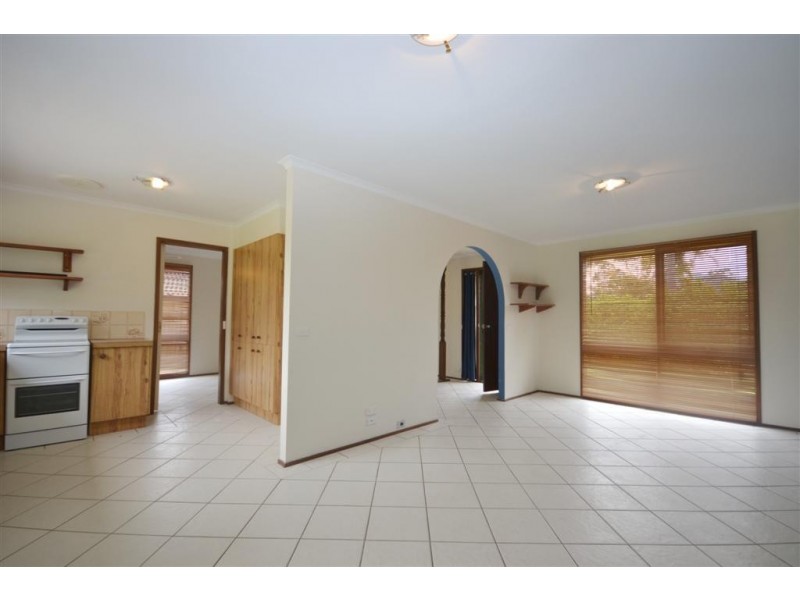 18 Coconut Drive, North Nowra NSW 2541