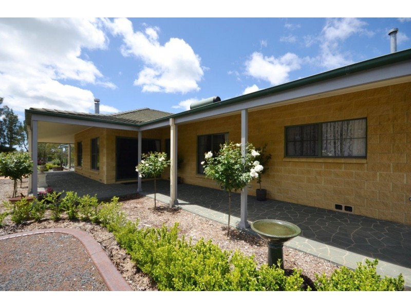 3 Ellison Close, Worrigee NSW 2540