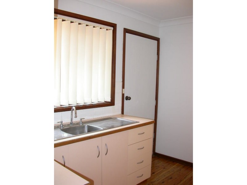 28 Ambassador Avenue, North Nowra NSW 2541