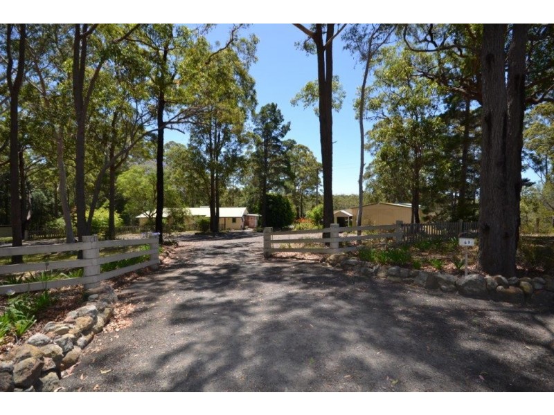 49 Woollamia Road, Falls Creek NSW 2540