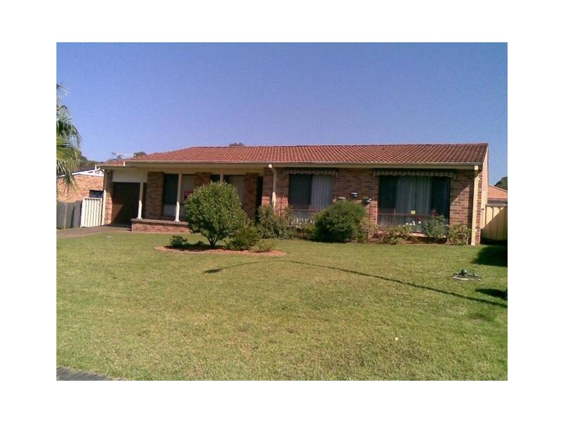 44 Yeovil Drive, Bomaderry NSW 2541