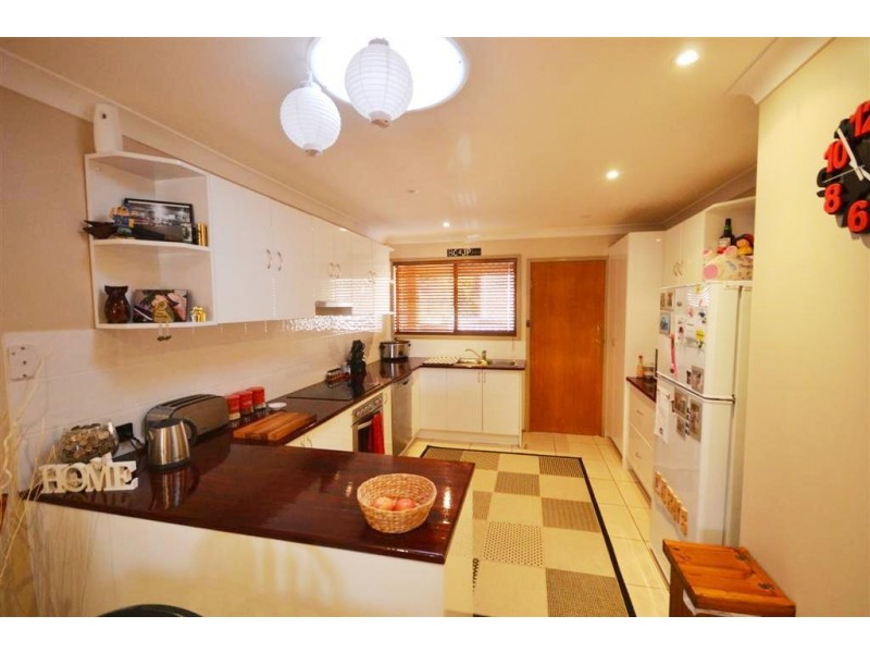 4/11 Purdie Crescent, Nowra NSW 2541