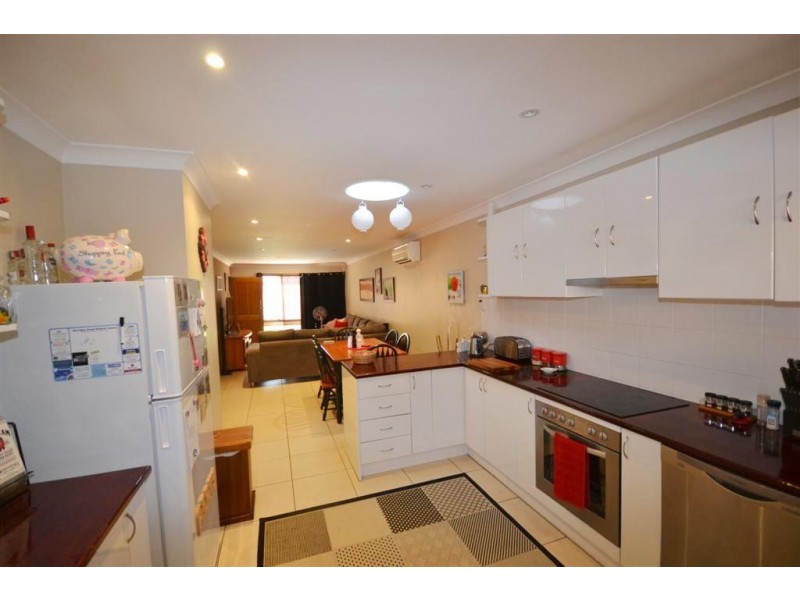 4/11 Purdie Crescent, Nowra NSW 2541