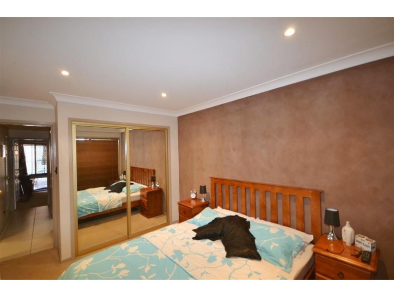 4/11 Purdie Crescent, Nowra NSW 2541