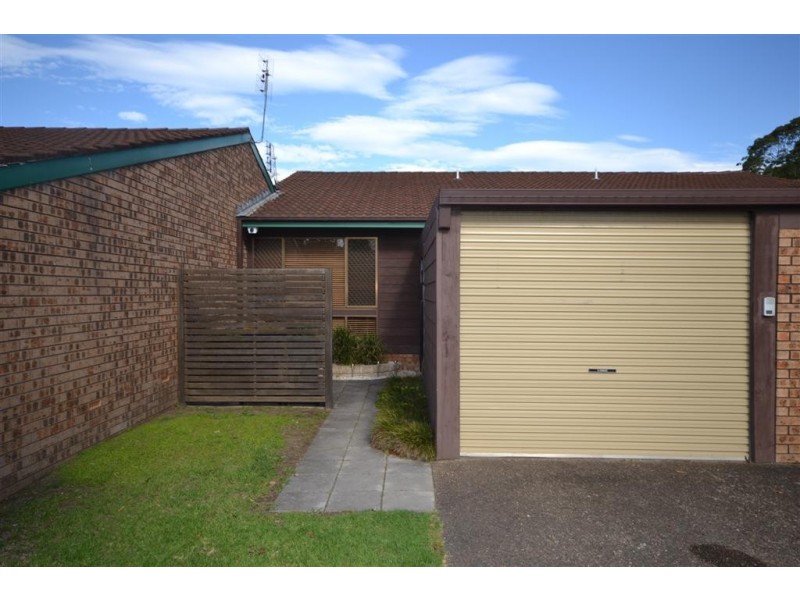 4/11 Purdie Crescent, Nowra NSW 2541