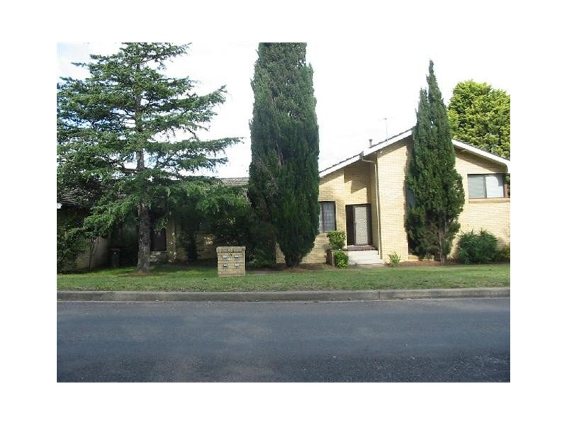 1/16 COOMEA ST, Bomaderry NSW 2541