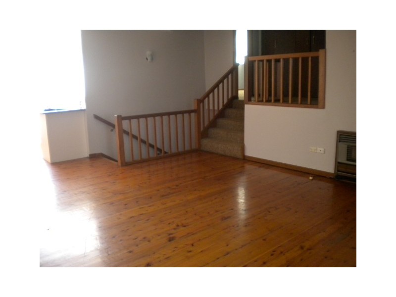 1/16 COOMEA ST, Bomaderry NSW 2541