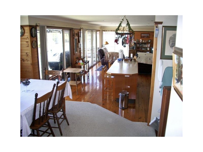 41 Jacobs Drive, Sussex Inlet NSW 2540