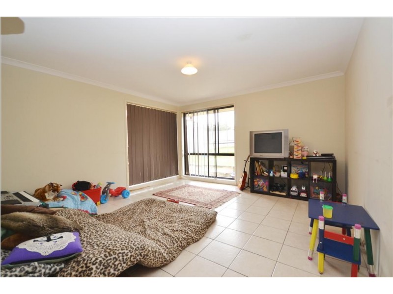 10 Mildura Street, Nowra NSW 2541