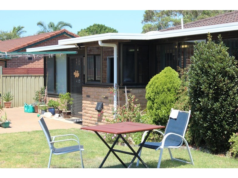 9 Gray Close, Shoalhaven Heads NSW 2535