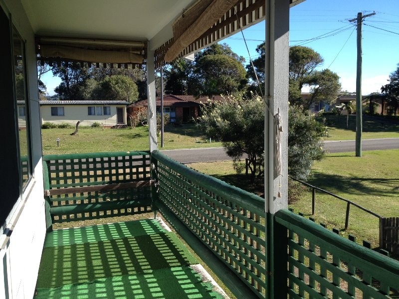 16 Bolt Street, Shoalhaven Heads NSW 2535