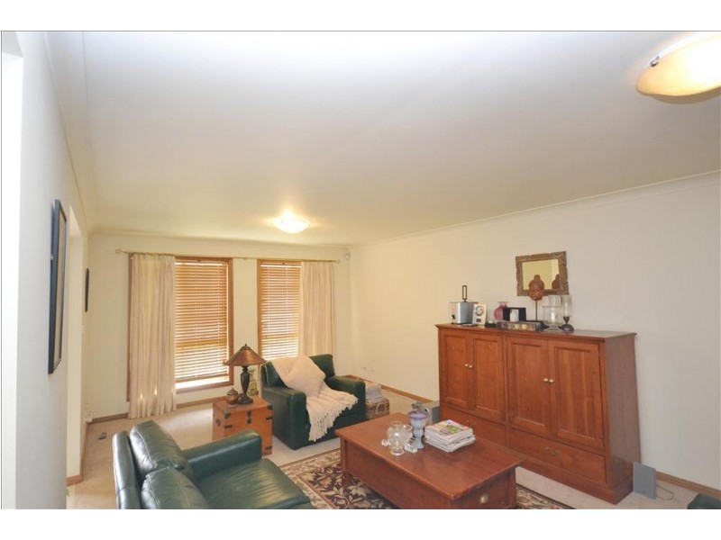 9 Cornelius Place, Nowra NSW 2541