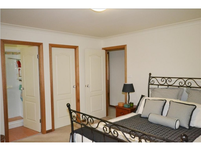 9 Cornelius Place, Nowra NSW 2541