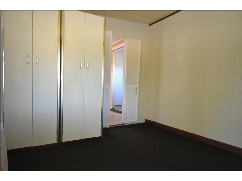15 Shoalhaven Caravan Park Village, Terara NSW 2540
