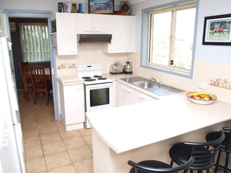 6 Isa Road, Worrigee NSW 2540