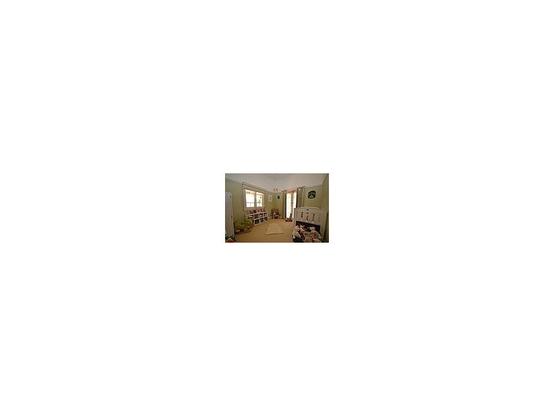 30 Douglas street, Nowra NSW 2541