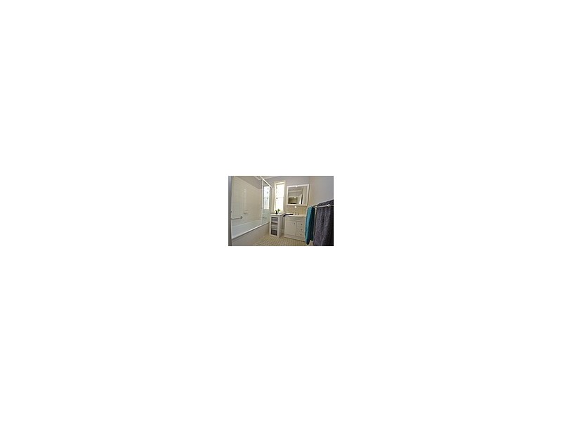 30 Douglas street, Nowra NSW 2541