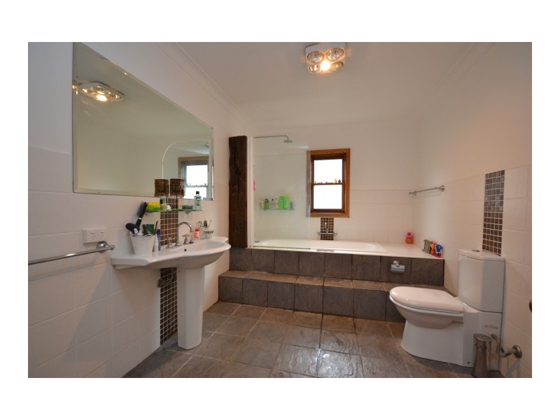 128 Osborne Street, Nowra NSW 2541