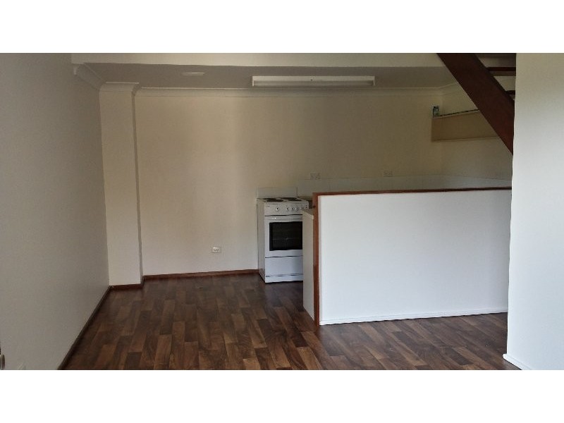 6/6 Campbell Place, Nowra NSW 2541